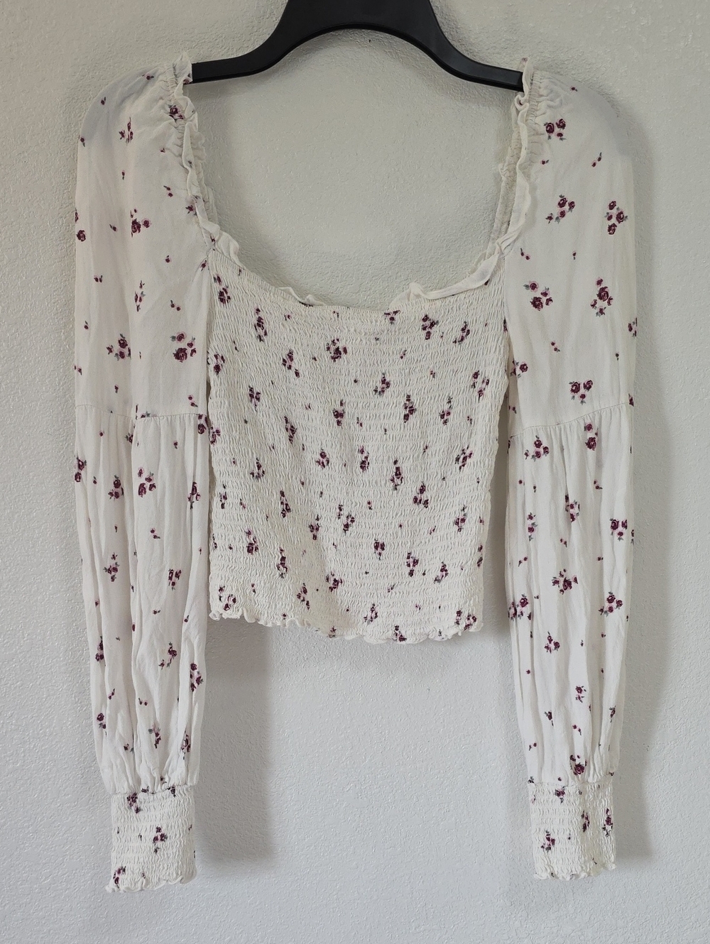 Coco & Jameson Floral Smocked Milkmaid Crop Top Sz Jrs. M